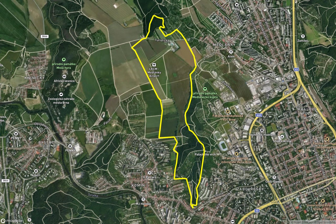 Turistická 9 km loop seen over 3D terrain