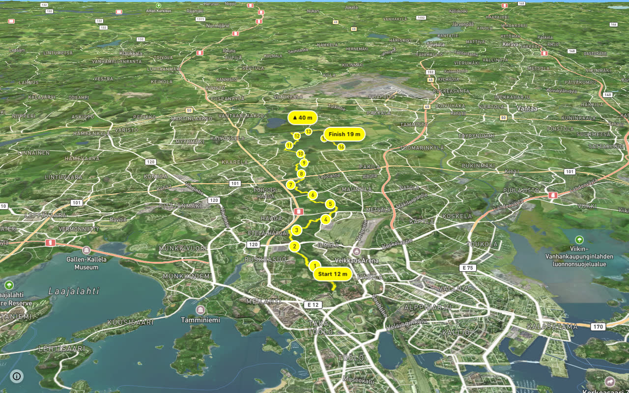 Keskuspuiston maastopyöräreitti seen over 3D terrain