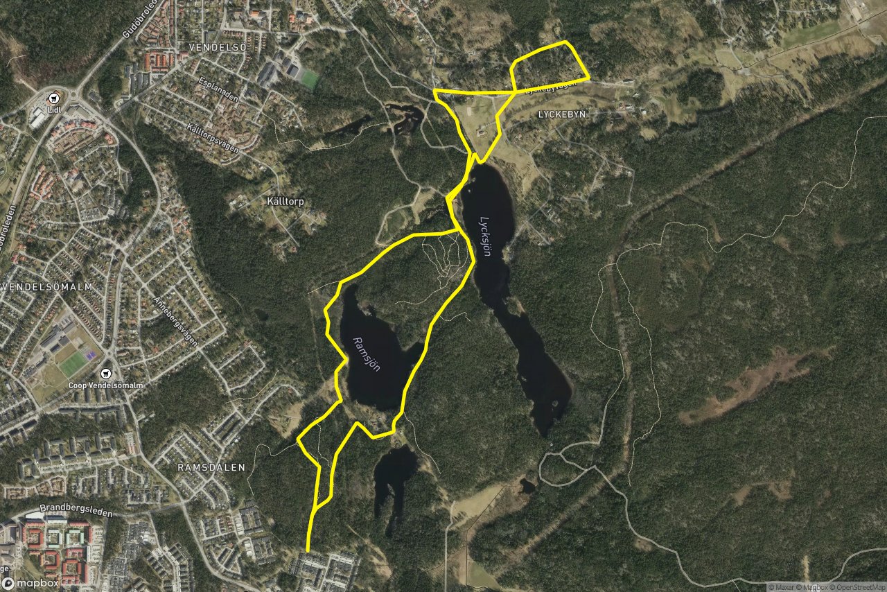 Lyckebyvägen – Tomtestigen 7 km loop seen over 3D terrain